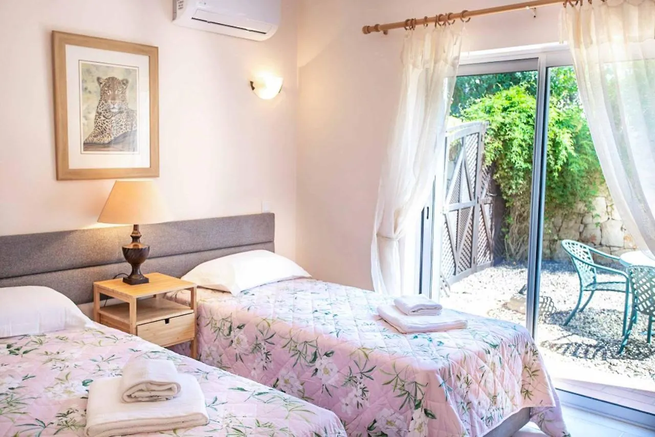 Casa Limoeiro Villa Estombar